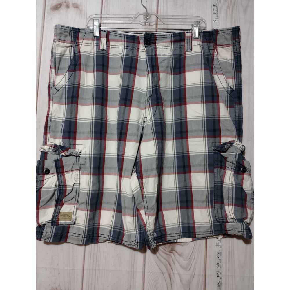 Levis Signature Cargo Shorts Mens 42 Plaid Red Gray Blue Multi Pocket Casual